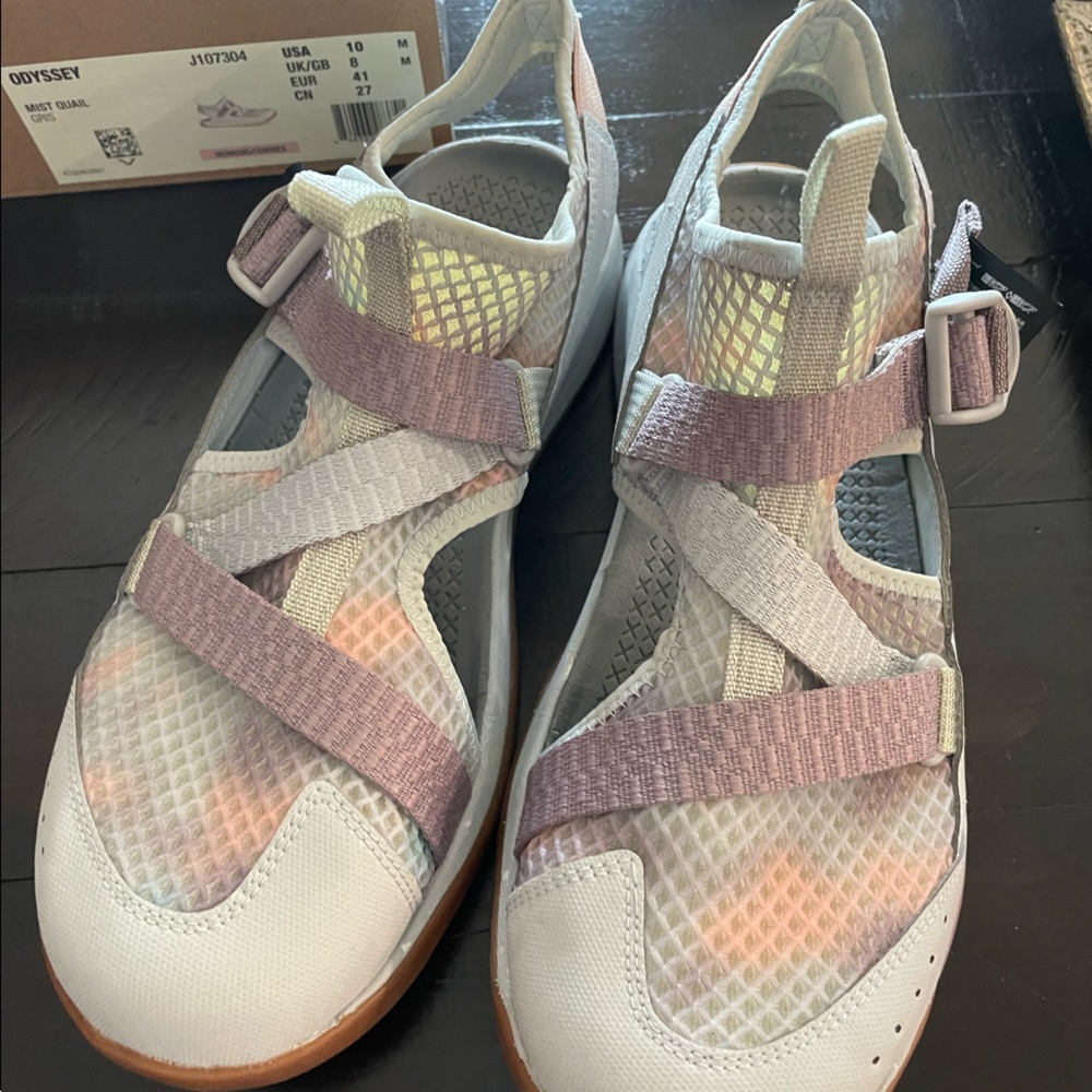 NIB Chaco Odyssey In Mist Quail